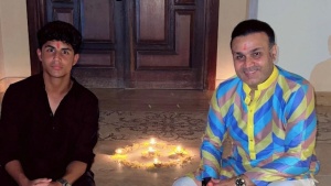 Dad hummed Bollywood classics at the crease, son Aaryavir Sehwag keeps it quiet