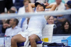 US Open 2025: Anisimova Stuns Swiatek in Quarterfinals; Sinner Advances to Semis with Dominant Display